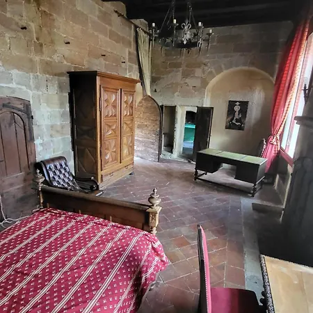 Commanderie Des Templiers Couette-café