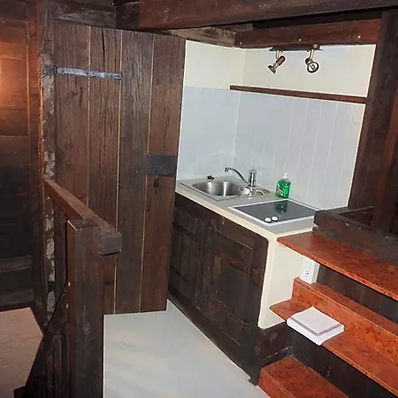 Bed & Breakfast Commanderie Des Templiers 3*