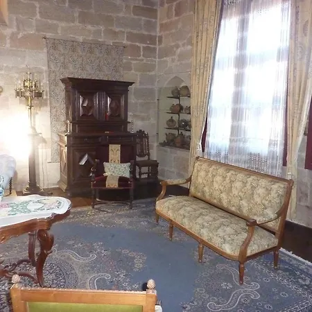 Commanderie Des Templiers Couette-café *