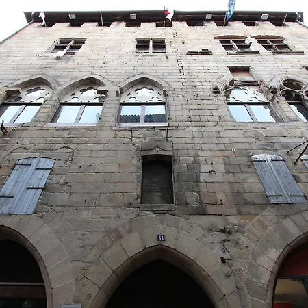 卡曼德里普利耶公寓 住宿加早餐酒店